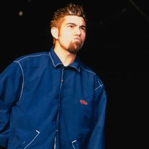 Meet your Posher, Bee